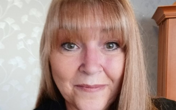 Picture of a women with blonde hair.