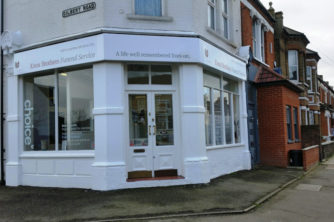 Front of Knox Bros Funeral Service in Wimbledon