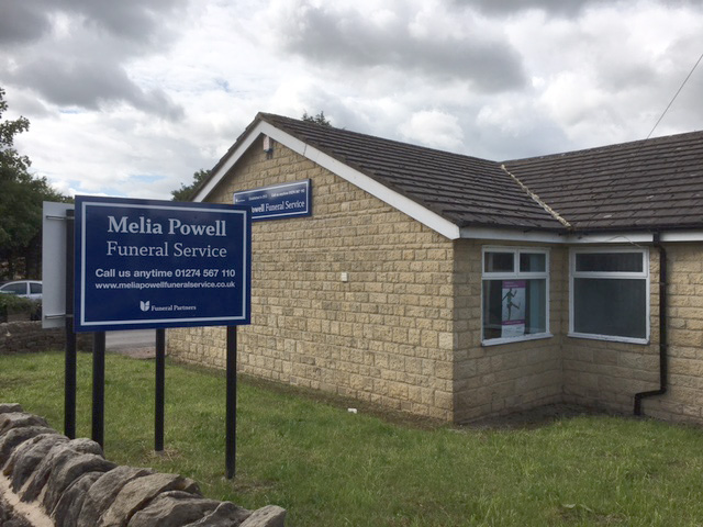 Front of Melia Powell Funeral Service in Sandbeds