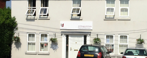 Front of A H Rogers & Sons Funeral Directors in Hedge End